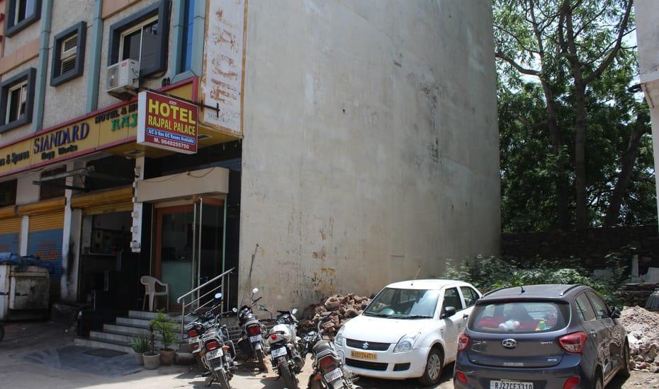 Hotel Rajpal Palace Udaipur Exterior foto